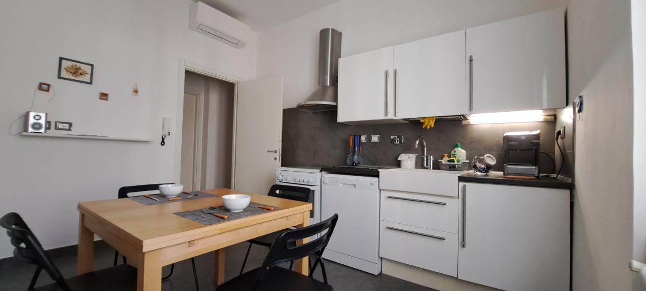 Waterfront Apartment Λα Σπέτσια Εξωτερικό φωτογραφία