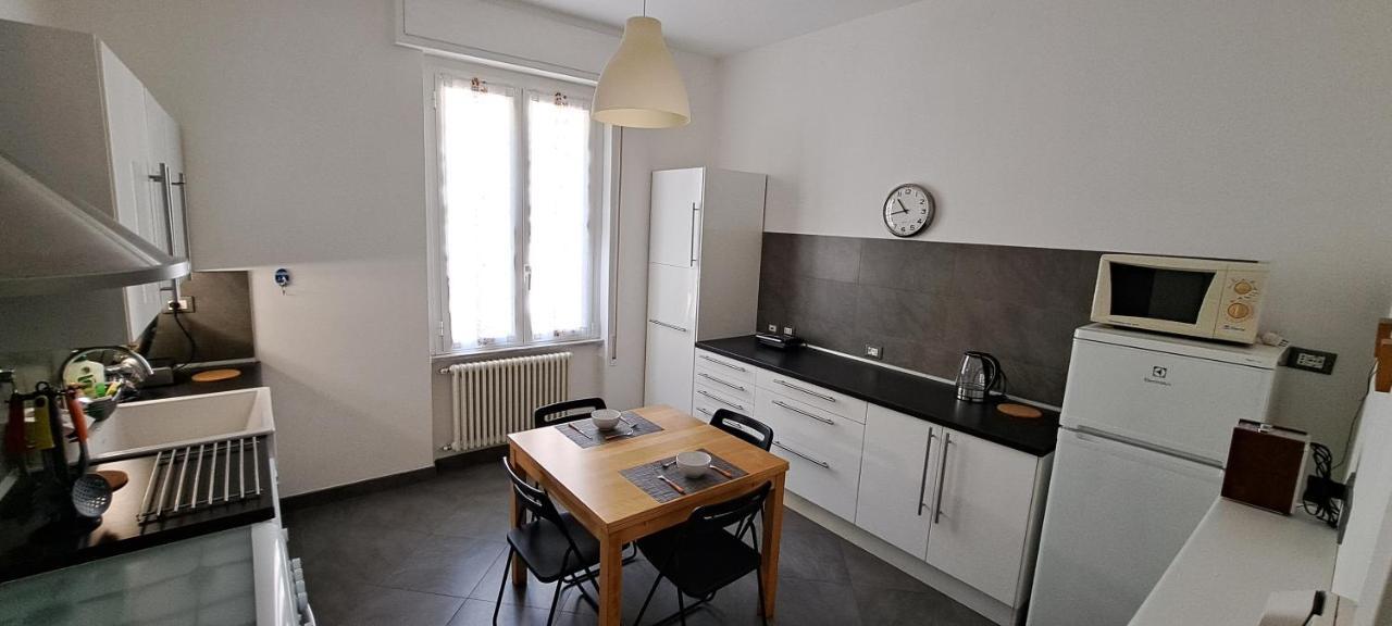 Waterfront Apartment Λα Σπέτσια Εξωτερικό φωτογραφία